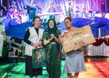 Wali Kota dr Susanti Hadiri Perayaan Natal ASN – THL Pemko Pematangsiantar