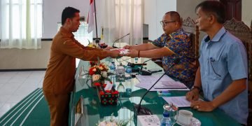 Wali Kota dr Susanti Diwakili Sekda Junaedi Antonius Sitanggang Menyampaikan Nota Pengantar Ranperda RPJPD Tahun 2025-2045