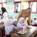 Pj Bupati Langkat Dampingi Ketua TP PKK Sumut Pantau Pemberian Makan Gratis untuk Siswa SD: Dukung Program Makanan Bergizi Gratis Presiden RI
