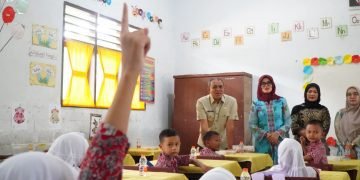 Pj Bupati Langkat Faisal Hasrimy Launching SD & SMP Unggulan: Menuju Generasi Indonesia Emas 2045