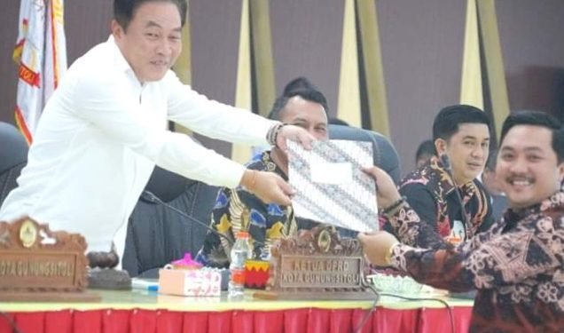 3 Pendapat Akhir Fraksi PDI Perjuangan Atas Ranperda P-APBD Tahun 2024