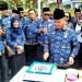 Upacara Hari Kesadaran Nasional dan HUT Korpri Ke 53 di Kabupaten Simalungun, 107 PNS Terima Penghargaan