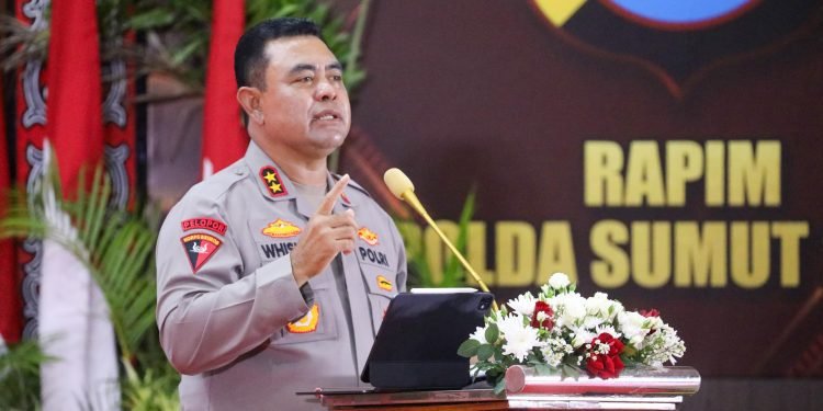 Dirlantas Polda Sumut dan Kasat Lantas sejajaran Polda Sumut mengikuti Rapim Polda Sumut Tahun 2025