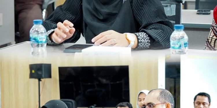 Bapenda Batu Bara Berikan Penghargaan kepada Kajari