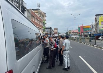 Polisi Gelar Operasi Penindakan Terhadap Angkutan Plat Hitam di Sumut
