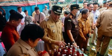 Bantu Masyarakat Penuhi Kebutuhan Pokok dengan Harga Terjangkau, Pemkab Batu Bara Gelar Pasar Murah