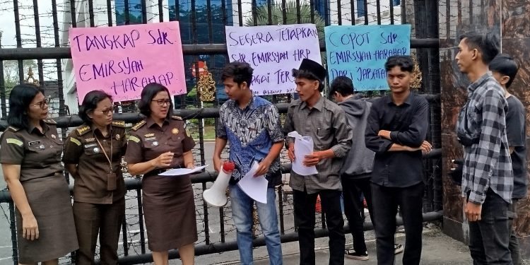 DPW ALAMPAKSI Meminta Kajatisu segera Tangkap Emirsyah Harahap