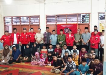 Paten Ah! Pemuda Batak di Nias Santuni Anak Yatim