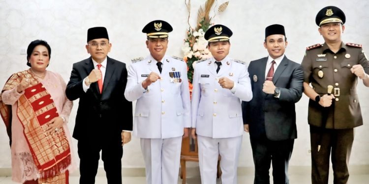 Bupati Simalungun Bersama Wakil Bupati Hadiri Peringatan Hari Jadi Kabupaten Karo ke – 79