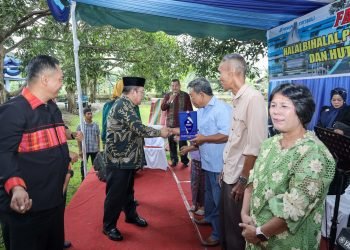 Wali Kota Pematangsiantar Wesly Silalahi SH MKn dan Wakil Wali Kota Herlina menghadiri acara Halal Bihalal Hari Raya Idul Fitri 1446 H/2025 M Perumda Tirta Uli