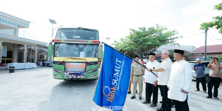 Bupati Batu Bara Lepas Manasik Haji Akbar PT. Bank Sumut