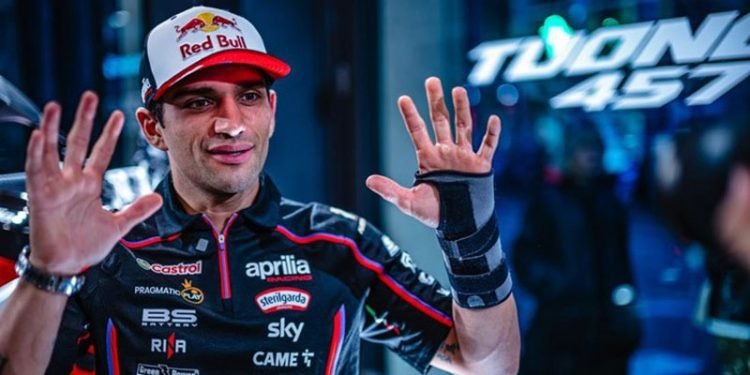 Martin Disarankan Marquez Tak Buru-buru Balik Balapan