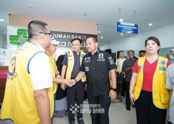 Bupati Batu Bara Apresiasi Bakti Sosial Operasi Katarak Gratis Oleh Lions Club Indrapura Host