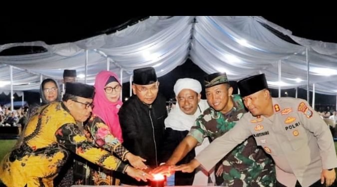 Bupati Simalungun Secara Resmi Menutup MTQ Ke-51 Tingkat Kabupaten Simalungun Tahun 2025