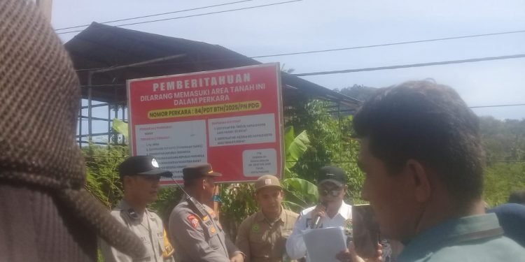 Tanah Pusako Tinggi Kaum Sari Ameh Kapalo Koto Diduga Dijual Mafia Tanah, PN Padang Masih Dalam Sidang Langsung Eksekusi