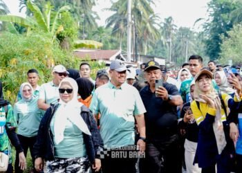 Peringati Hari Lingkungan Hidup Sedunia 2025, Pemkab Batu Bara Gelar Jalan Santai, Ratusan Guru ikut jalan santai