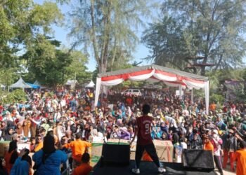 Ratusan Guru se-Kabupaten Batu Bara Ikuti Jalan Santai Festival Culture Mangrove