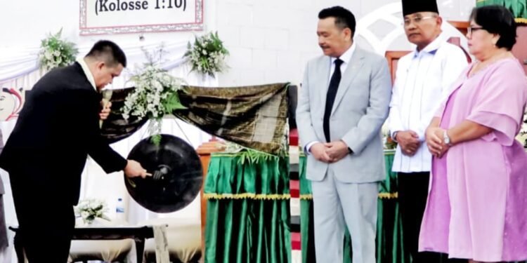 Bupati Simalungun Harapkan Peran Gereja Turut Serta Mensosialisasikan Tentang Bahaya Narkoba