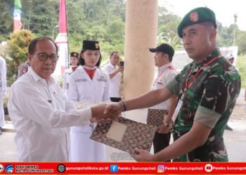 Fisik dan Mental Paskibraka Gunungsitoli Harus Kuat, kata Wakil Walikota