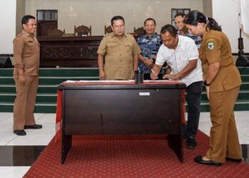 Wesly Silalahi Hadiri Penutupan Rapat Paripurna VII DPRD Siantar Pembahasan KUA PPAS APBD TA 2026