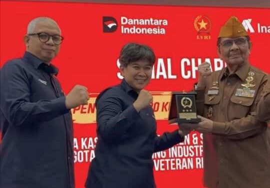 Dalam Rangka HUT Ke-80 RI Inalum Serahkan Bantuan Ke Veteran