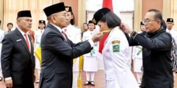 Bupati Simalungun Kukuhkan Anggota Paskibraka 2025