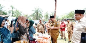 Berlayar di Datuk Tanah Datar, Bupati dan Wabup Batu Bara Ikut Cek Kesehatan Gratis