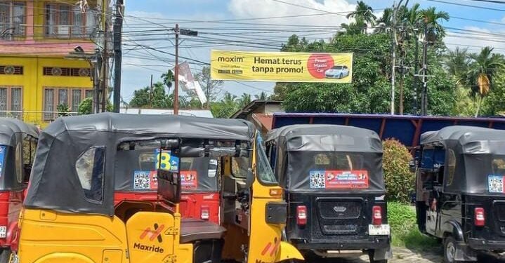 Kenderaan Roda Tiga (Bajaj) Menjadi Pusat Perbincangan Masyarakat Kota Pematangsiantar