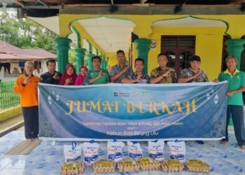 Gelar Jumat Berkah, Kebun Bah Birung Ulu PTPN IV Regional II Salurkan Bantuan untuk Warga