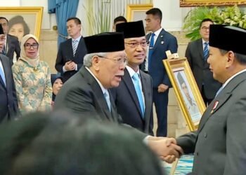Tuan Rondahaim Saragih Garingging Dianugerahi Gelar Pahlawan Nasional oleh Presiden RI
