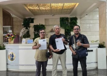 TIM HUKUM AMPASU RESMI LAPORKAN MANAGER SIBULAN ESTATE PT PP LONSUM KE Bareskrim POLRI
