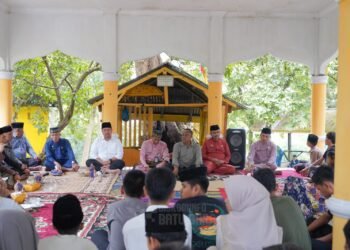 Bupati Batu Bara Hadiri Dzikir dan Doa Bersama serta Serahkan Santunan kepada 100 Anak Yatim di Desa Kwala Gunung