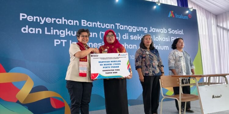 INALUM Serahkan Bantuan CSR di Kawasan Operasional Paritohan, Sentuh Pendidikan hingga Ekonomi Warga
