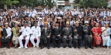 Wali Kota Wesly Silalahi Diwakili Sekda Junaedi Pembina Upacara Peringatan Hardiksnas di SMPN 1 Pematangsiantar