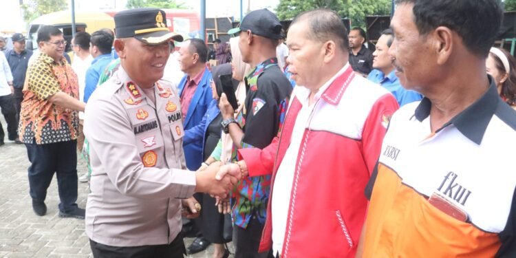 Kapolres Simalungun Hadiri Perayaan May Day 2026 Tingkat Kabupaten, 302 Personel Polri Kawal Seribu Peserta Buruh Demi Situasi Aman dan Kondusif