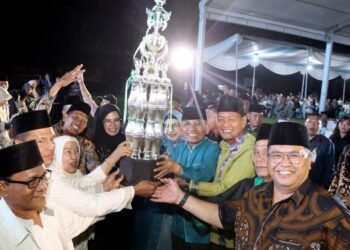 MTQ Ke-52 Tingkat Kabupaten Simalungun Resmi Ditutup, Bupati Berikan Hadiah Umroh Kepada Tiga Pemenang