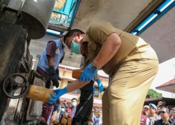 Wali Kota Wesly Ikut Musnahkan Barang Bukti Narkotika di Polres Pematangsiantar