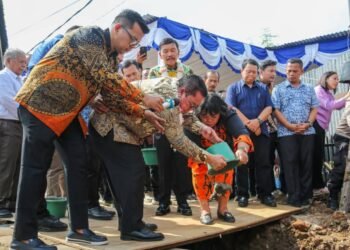 Peletakan Batu Pertama Pembangunan GBI Jalan Danau Tondano, Wali Kota Wesly Beri Bantuan Pribadi Semen 500 Sak