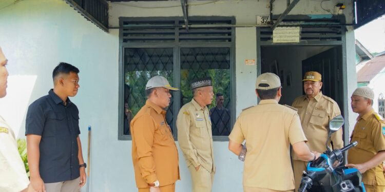 Bupati Batu Bara Tinjau Bantuan Stimulan Pembangunan Rumah Pascabencana di Desa Sentang
