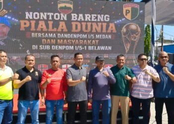 Satukan Rasa Kebersamaan Dandenpom I/5 Medan, Gelar Nobar Piala Dunia Bersama Masyarakat Belawan