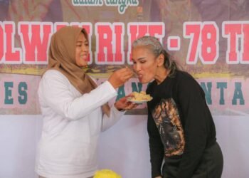 Wakil Wali Kota Herlina Olahraga Bersama di Hari Jadi Polwan ke-78
