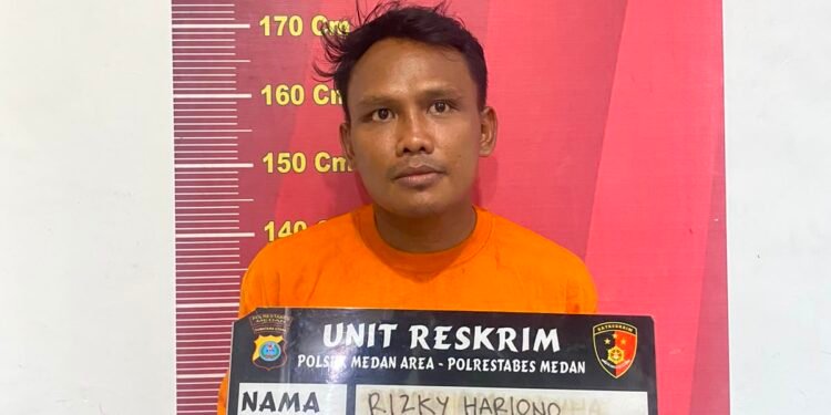 Sigap Tegas Lugas Kanit Reskrim Bersama Tim Opsnal Polsek Medan Area, Amankan Pelaku Rampas Hp Lansia