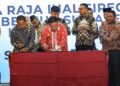 Wali Kota Wesly dan Ketua DPRD Timbul Lingga Tandatangani Komitmen Perbaikan Tata Kelola Pemerintah dengan KPK
